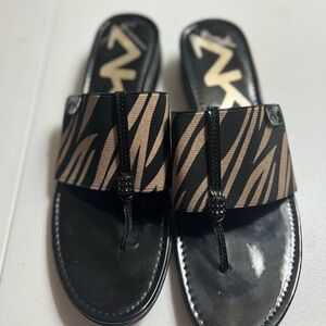 Anne Klein Black and Tan Zebra-Striped Thong Sandals
